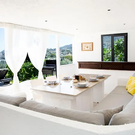 호텔 Stone House W Private Pool And Garden In Bodrum 4*