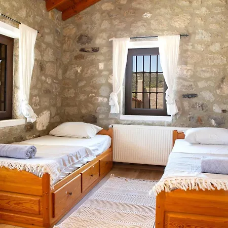 호텔 Stone House W Private Pool And Garden In Bodrum 오르타켄트