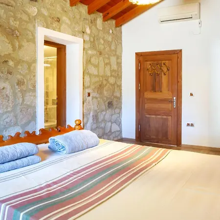 Stone House W Private Pool And Garden In Bodrum Ortakent