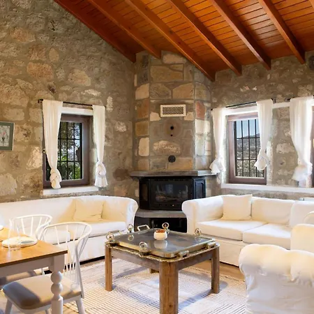 호텔 Stone House W Private Pool And Garden In Bodrum 4*
